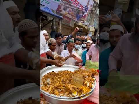 Chowk Bazar Famous Boro Baper Polay Khay | Ramadan Special Street Food of Bangladesh #shorts