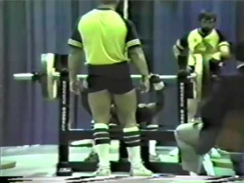 Gene Bell - 440 lb Raw Bench @ 165 lbs (200 @ 74.9 kgs)