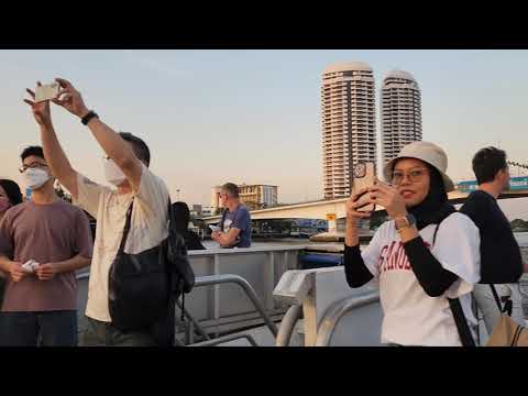 Bangkok Cruise Blue Flag