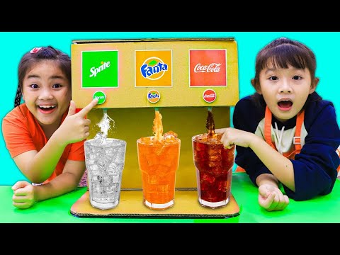 Annie and Jenny w/Cardboard Soda Machine New Funny Stories about Toys for Children