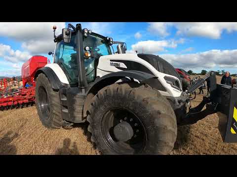 2022 Valtra T235 Unlimited 70th Anniversary 7.4 Litre 6-Cyl Diesel Tractor (220/250 HP) with Horsch