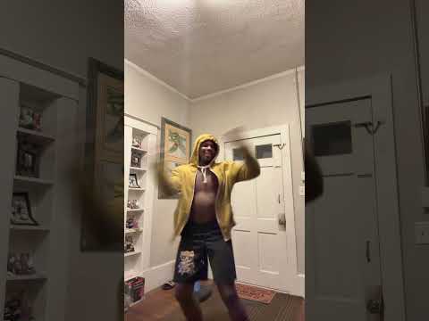 Rate my energy✅😃 #dance #halloween #dancechallenge #shortsfeed #tiktoksounds #viralvideo #fyp