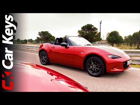 2015 Mazda MX-5 races original MX-5