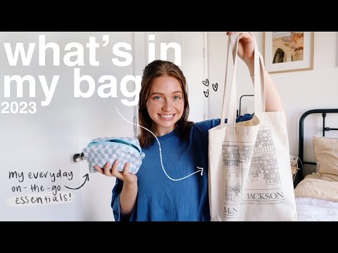 WHAT'S IN MY TOTE BAG | my everyday on-the-go essentials + tote collection (2023)