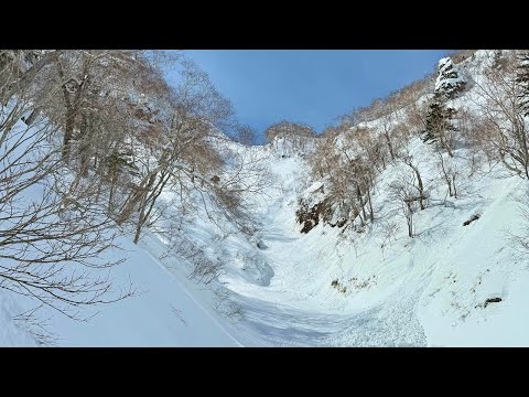 札幌岳 北東シュート滑降 山スキー バックカントリースキー