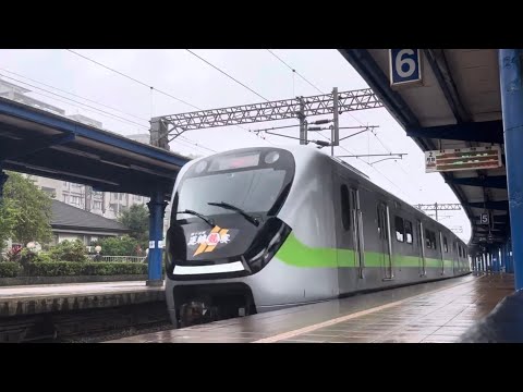 台鐵8788次EMU900型[運轉競賽]專車停車再開(八堵)