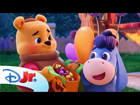 Winnie the Pooh & Eeyore go Trick-or-Treating 🎃 | Playdate with Winnie the Pooh | @disneyjr