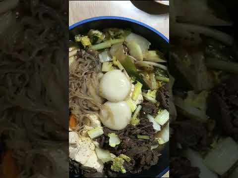 Stirring the Pot (Sukiyaki time)  | Haisai Gaijin-san! |