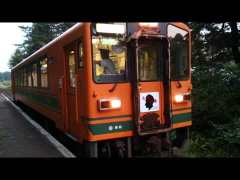 津軽21形気動車　津軽鉄道　毘沙門駅