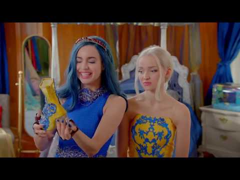 Descendants 2 Mal's Broken Dream + Preparation for Catillion