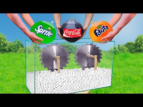 Experiment: Giant Coca Cola Balloon VS Mentos