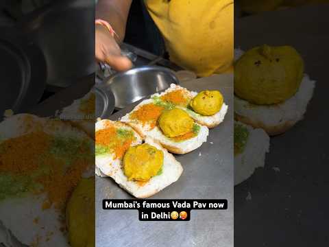 Mumbai’s famous Vada Pav now in Delhi😳🥵|| Indian Street Food