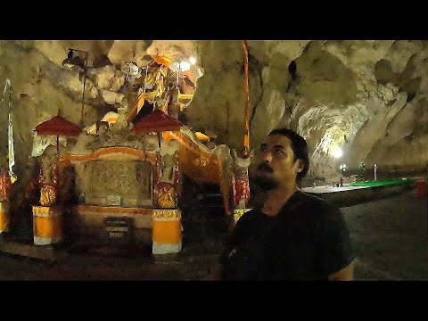 【ペニダ島宿泊ツアーVlog / 05】巨大洞窟の中にある寺院ギリ・プトゥリ