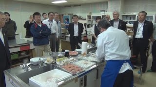 カジキ料理のヒント探る