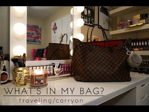 What's In My Bag: Carryon | Travel