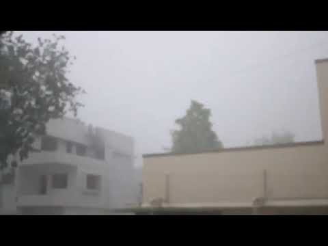 Cyclone Tauktae in #Ahmedabad at 110kph wind speed.