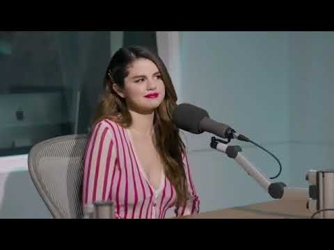 Selena Gomez listening to Taylor Swift's message