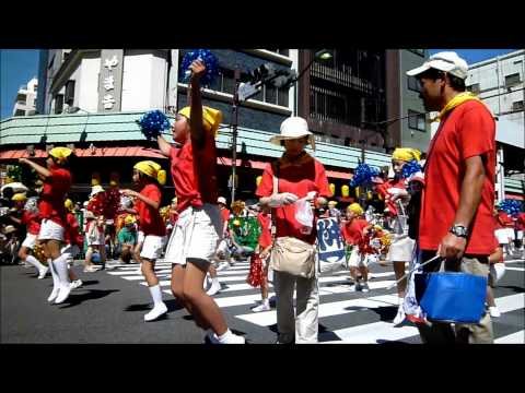 ２０１２浅草サンバパレード　浅草小学校編