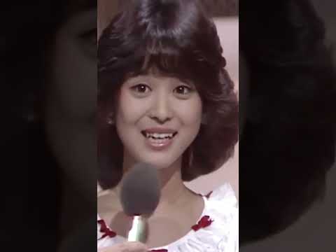 松田聖子　青い珊瑚礁　百恵さんと最初で最後の共演　#shorts #青い珊瑚礁1位 #山口百恵 #聖子ちゃん