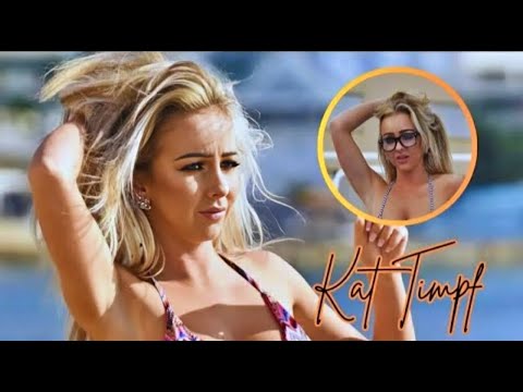 Kat Timpf's Bikini Photo Shocks The Whole World - Proof In Pictures