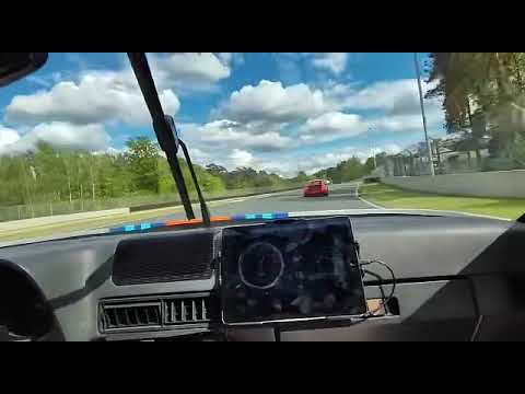 Porsche 924S chasing Porsche 964