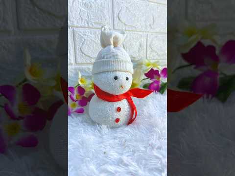 Cute snowman ☃️ using socks 😱 #snowman #sockshacks #decoration #shorts