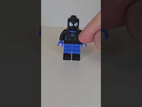 How to build spider man (fantastic four suit) as a minifigure