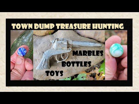 Town Dump Antiques - Bottle Digging - AWESOME OLD MARBLES - Archaeology - Milk Bottles - Glass -