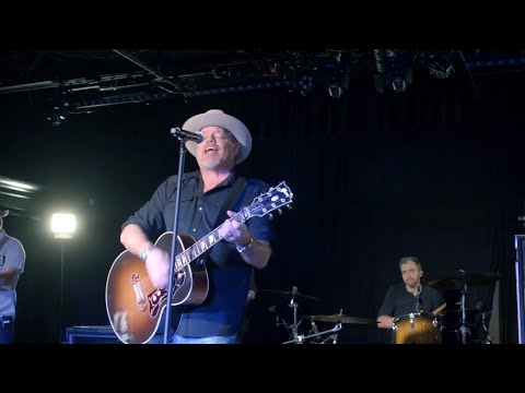 Pat Green - Build You a Bar (Live)