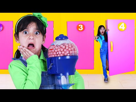 Ellie Andrea & Charlotte Gumball Thief Chase Through Door Maze