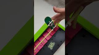 Surfing the ramps @TechDeckVideos #techdeck #startsmallgobig