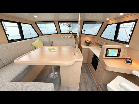 Sirius 40 DS - Interior in light oak