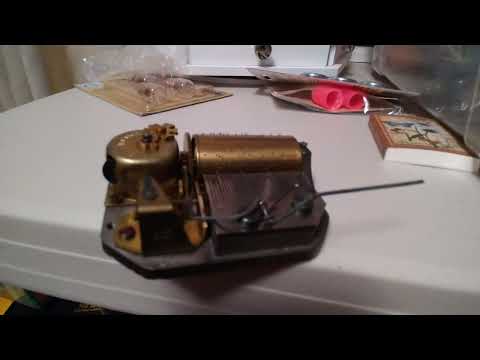 Got an old music box playing again