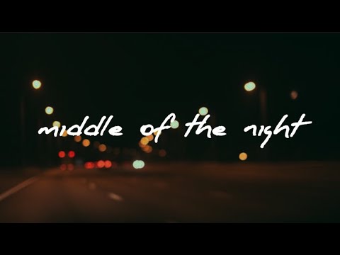 Elley Duhé - Middle of the Night (lyrics)