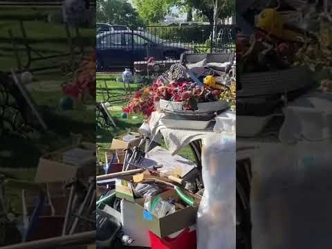 🤯 HUGE Garage Sale!! 🤯