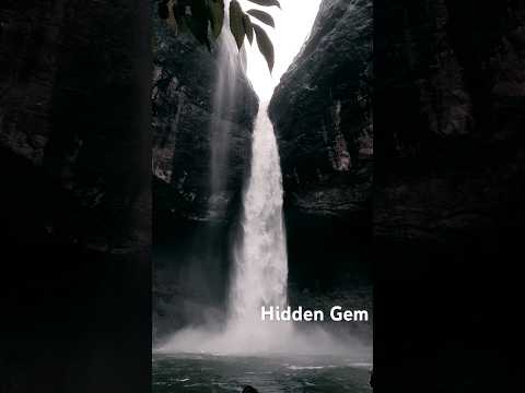 🤯 People Lost during Trek | A hidden Gem Near Pune | Don’t Try To Swim 😱 #waterfall #monsoon