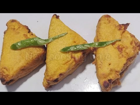 बारिश के दिनों में गरम गरम ब्रेड पकोड़े का मजा लीजिए #youtube #cooking #recipes #eviningsnacks