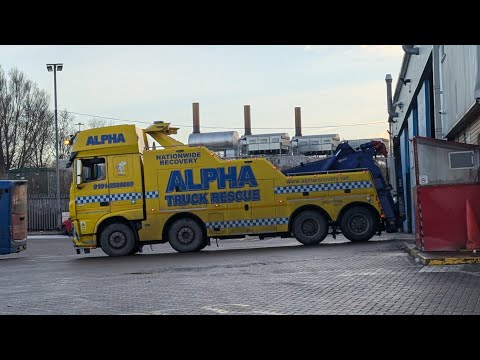 Alpha Truck Rescue At Go North East Deptford/, Sunderland Depot After Dropping Off 5526 After Issues