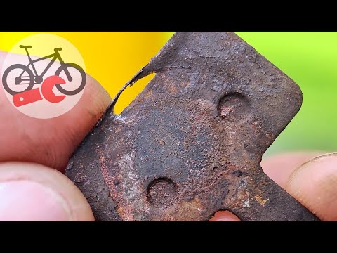 Bicycle brake maintenance. How to ride a bike safely