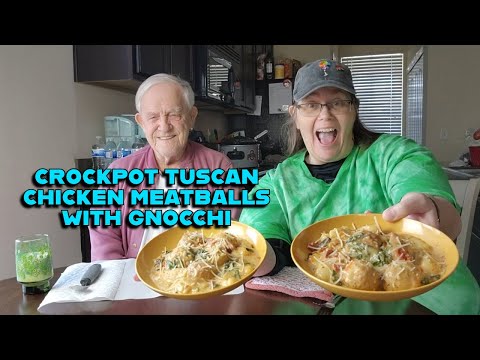 Crockpot Tuscan Chicken Meatballs with Gnocchi Recipe #crockpot #homecoming #cookingshow #recipe