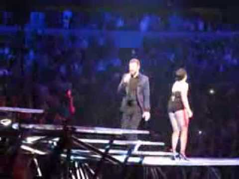 UP-CLOSE @ 55 seconds: J.Timberlake: "Take Back the Night"/ "Murder"/ "Poison" [LIVE]