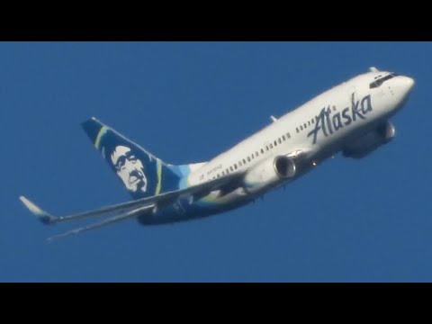 Alaska Airlines Boeing 737-790(WL) N618AS climbing out of KSJC (ASA227)