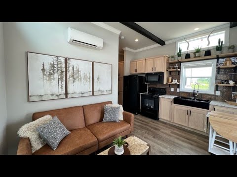 RUSTIC LUXURY Tiny Home - Packed out w/ BRAND NEW FEATURES