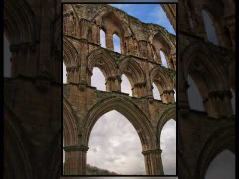 Rievaulx Abbey with background chant. A ryuka set.