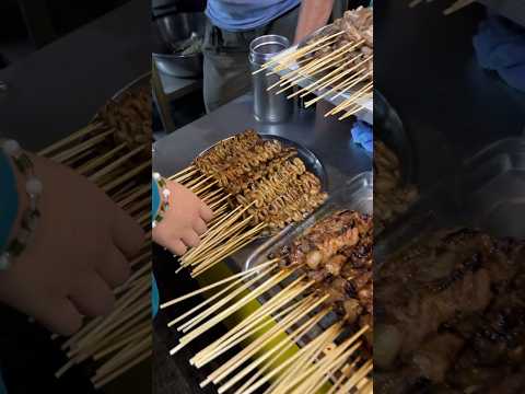 #streetfood #foodtrip #isaw #barbeque #mandaluyongcity #philippines