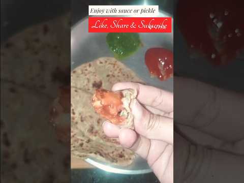 Chatpata aaloo Paneer Parantha #recipe #ytshort #zaiqamaimoonaka