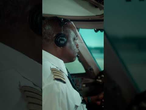 World Pilots’ Day: A Commitment to the Skies 世界飛行員日：翱翔天際的承諾