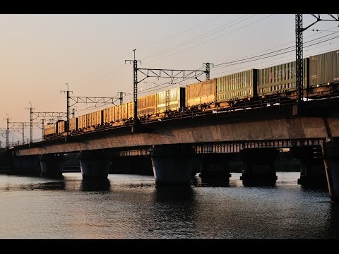 早朝の瀬田川鉄橋　16/05/21