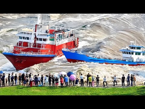 Biggest Ship Collisions and Mistakes Caught On Camera !