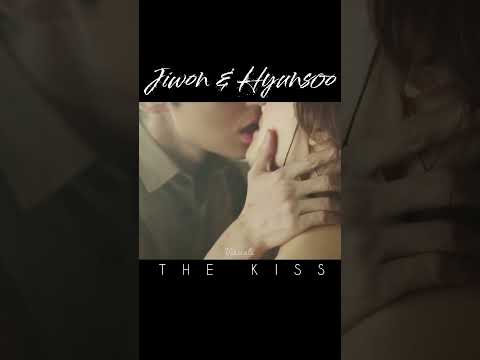 Cha Jiwon and Do Hyunsoo's kiss ♥♥♥ #flowerofevil #leejoongi #moonchaewon